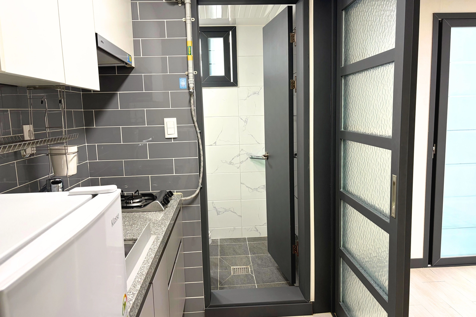 [Seo-gu, Daegu] Seodaegu Station — White stay #new #fully equipped 10