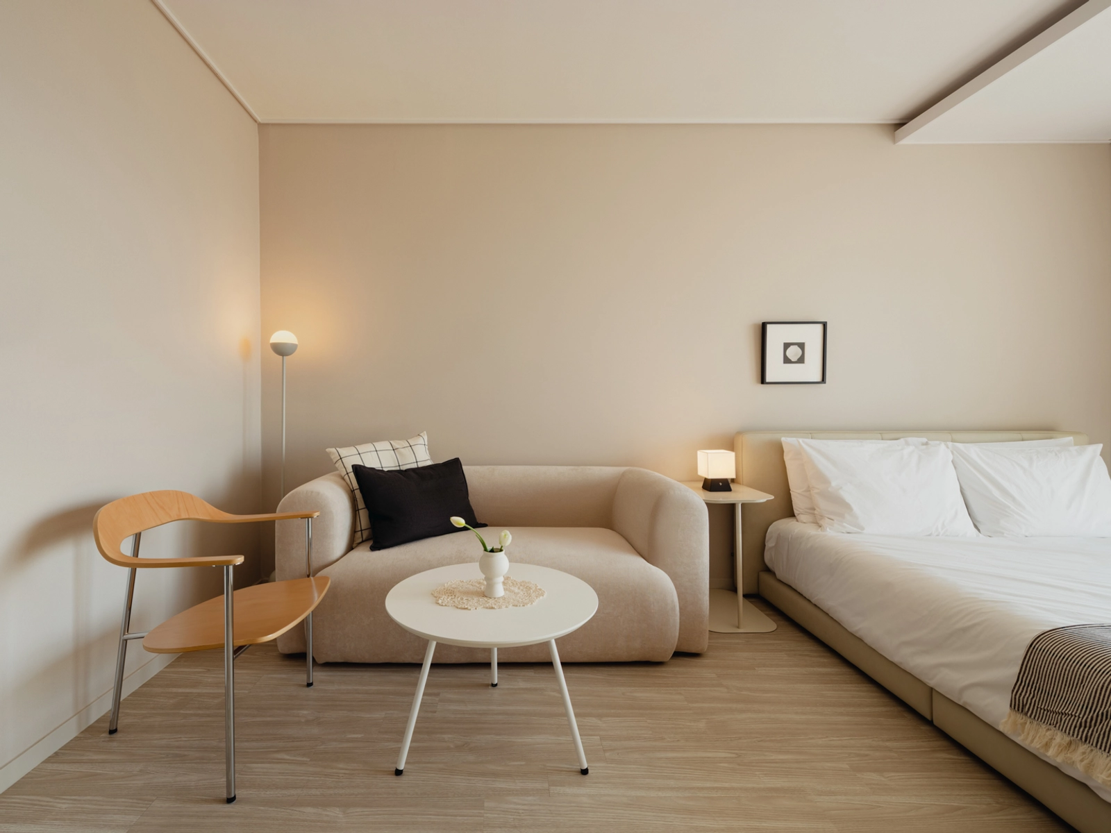 [Sokcho Jaiela] Studio 5