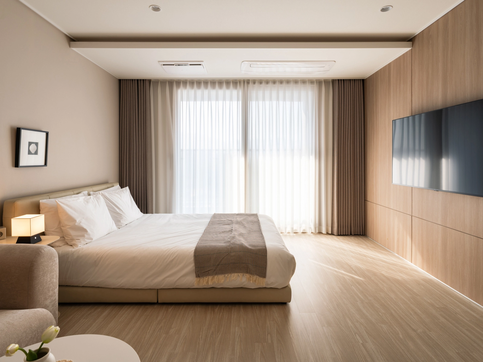 [Sokcho Jaiela] Studio 6