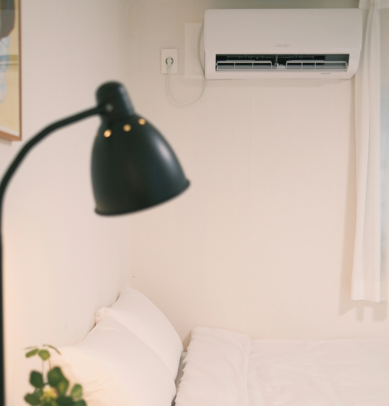Free parking ✨ 5-min walk to Eonju, 8-min walk to Yeoksam • Fully equipped • Near Seolleung/Samseong/Nonhyeon 18