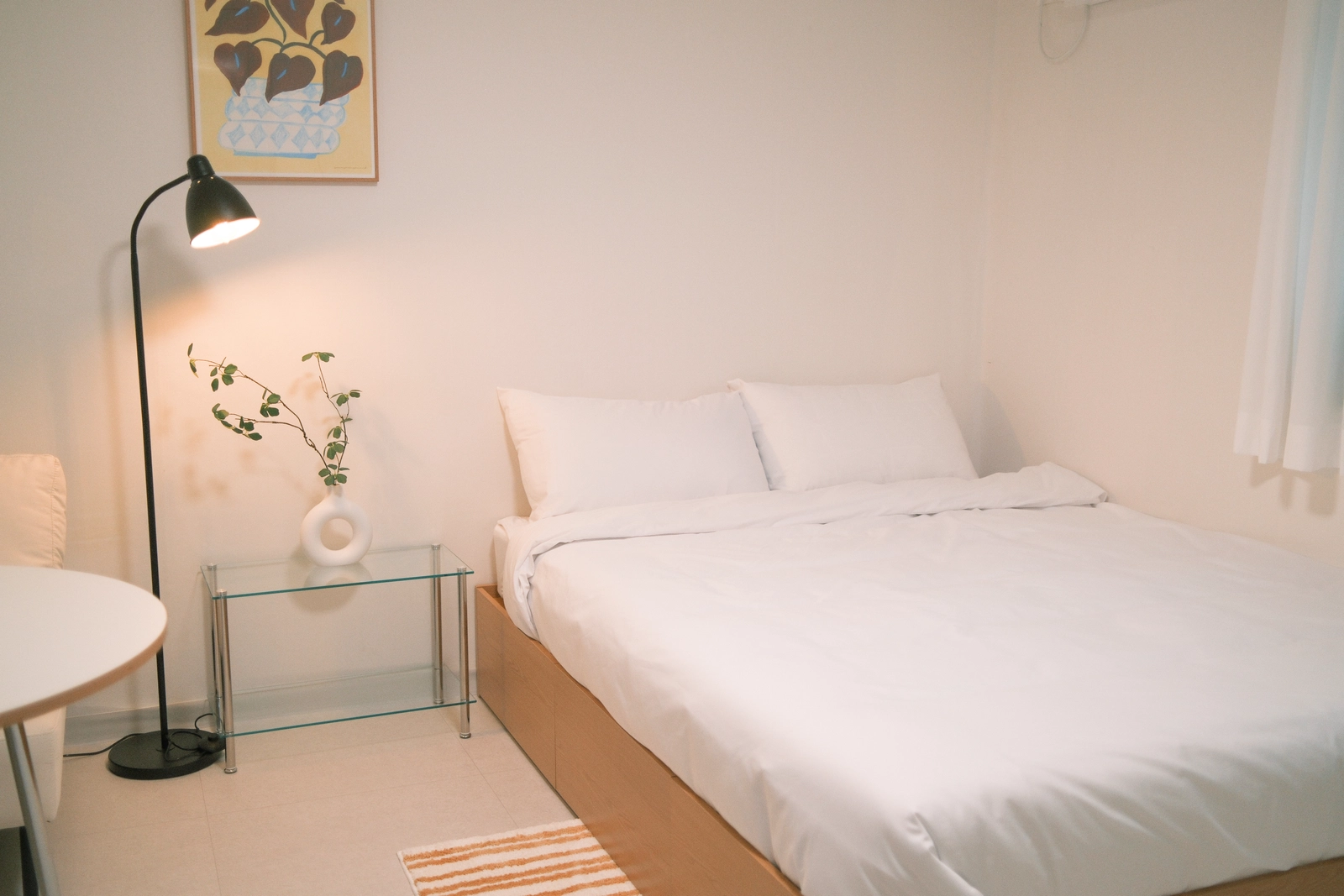 Free parking ✨ 5-min walk to Eonju, 8-min walk to Yeoksam • Fully equipped • Near Seolleung/Samseong/Nonhyeon 19