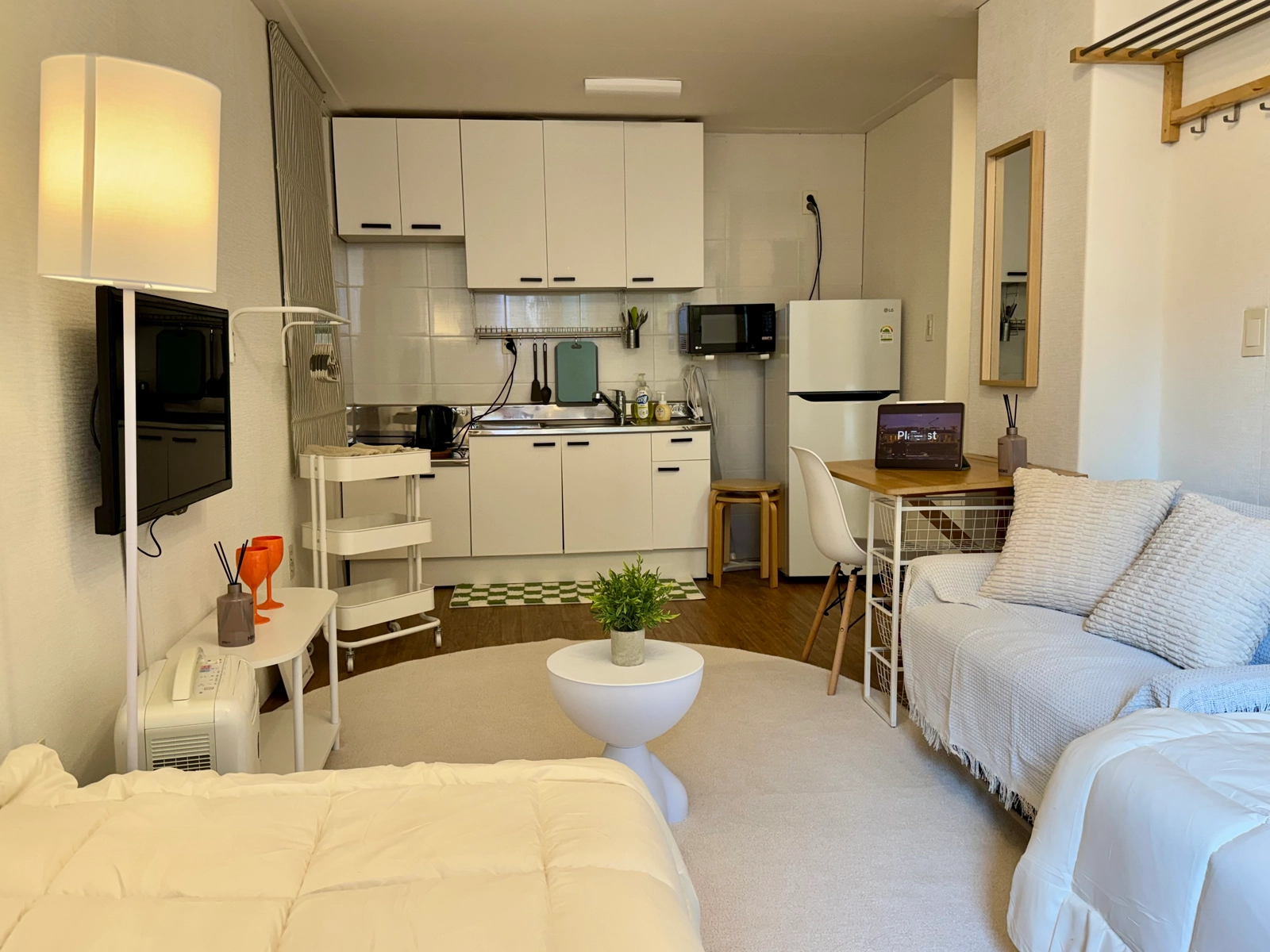 [3 min to Seoul Station] Bright Home 8
