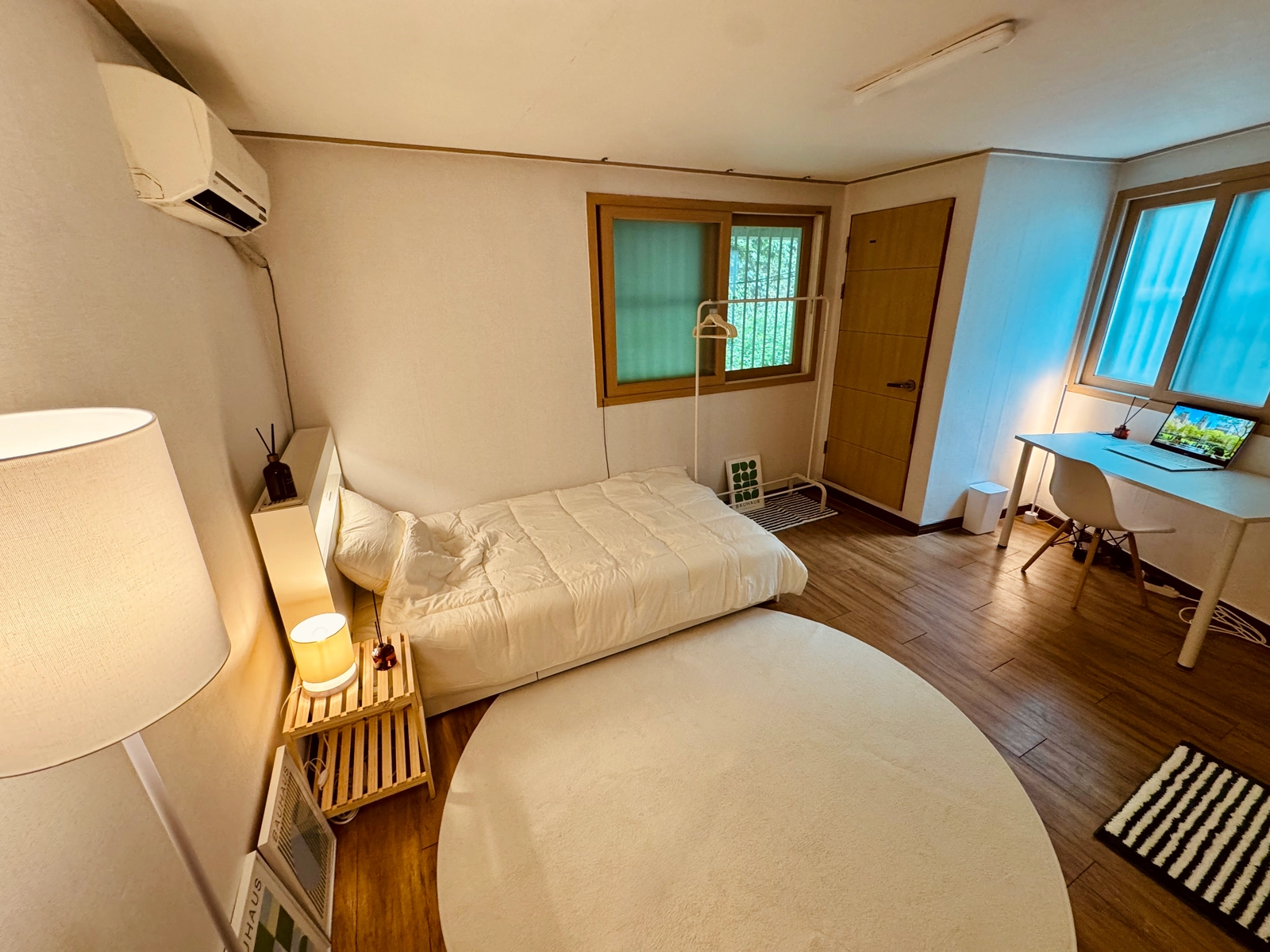 6 min to Seoul Station · Comfortable home 4