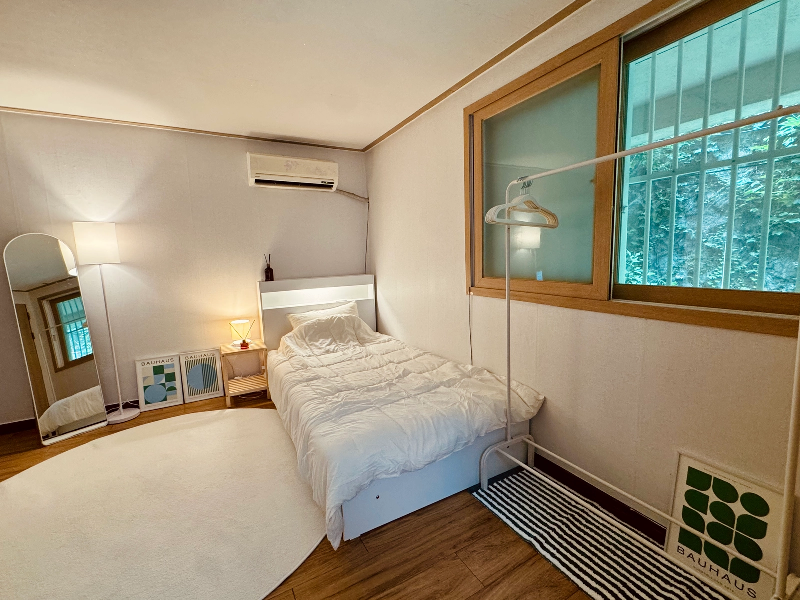 6 min to Seoul Station · Comfortable home 7