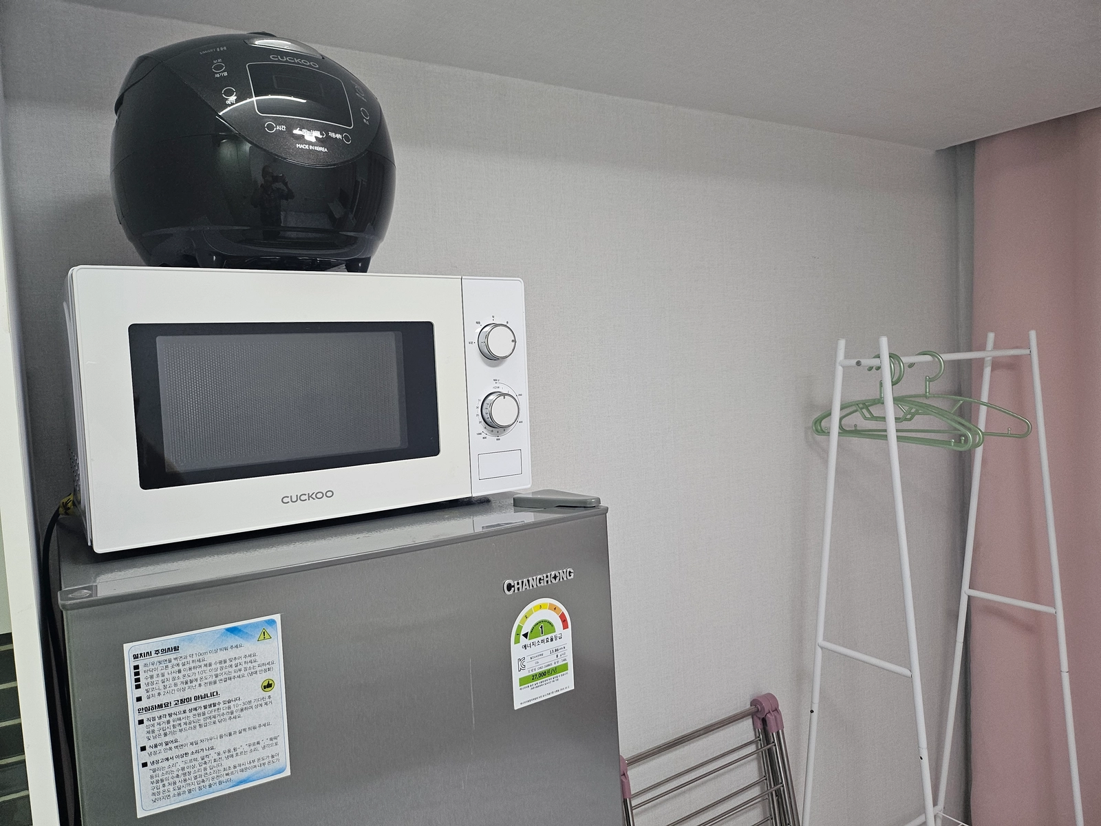 Fully remodeled officetel, steps from Yeonsu Station 15