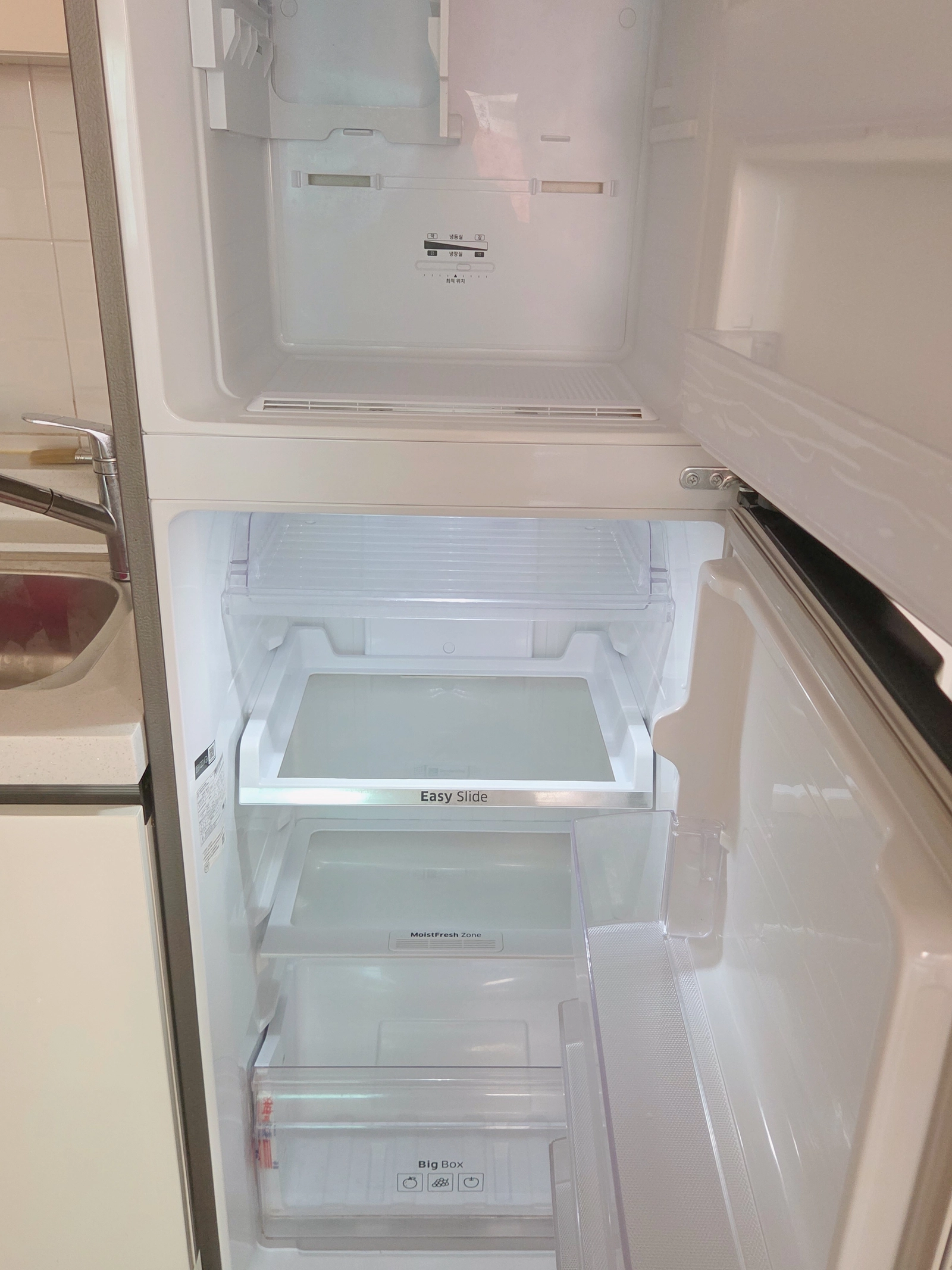 3 min to Namyeong & Sookmyung Univ. / 1 stop to Seoul Station · Fully furnished studio 12