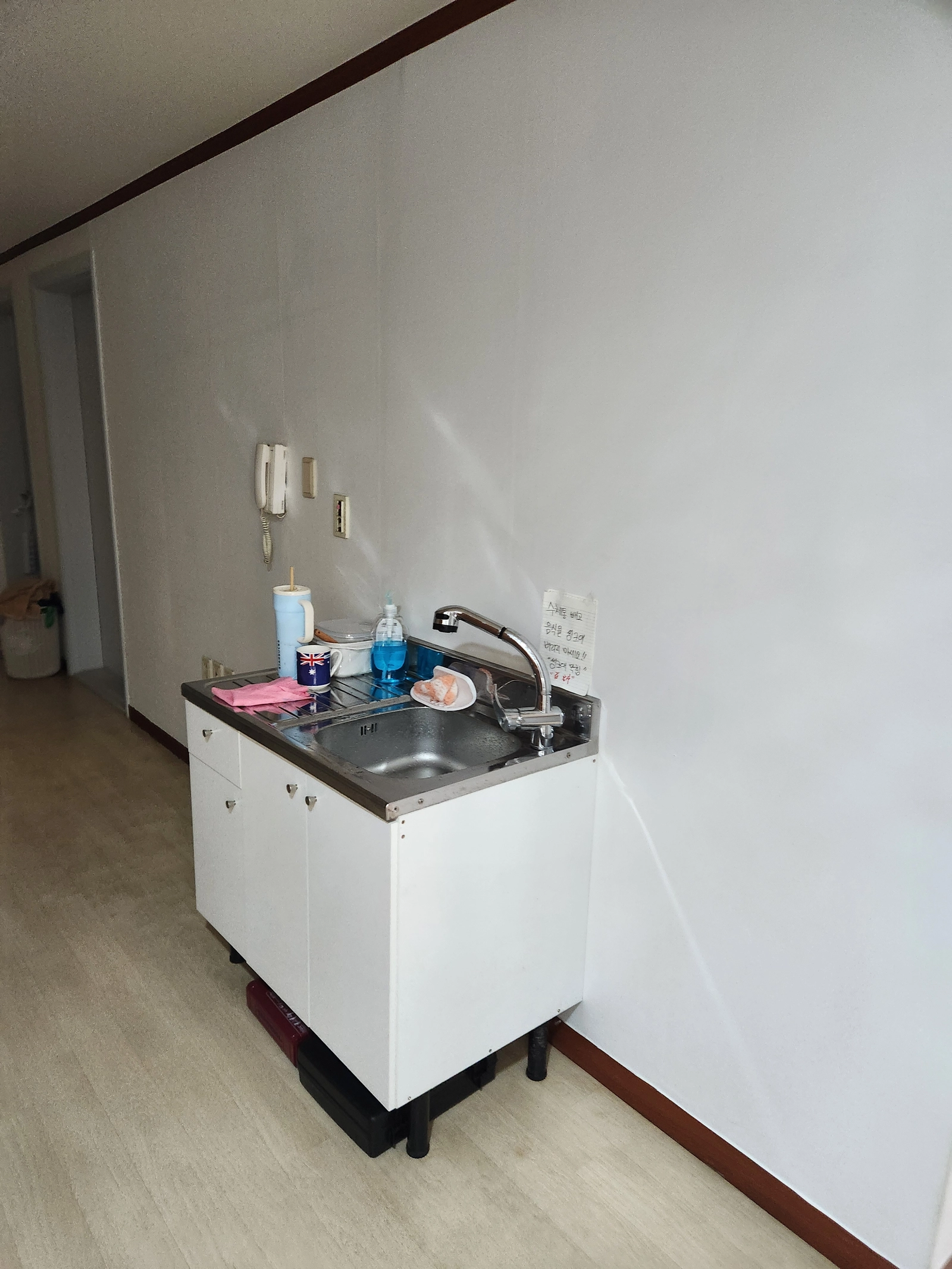 [10-min walk to Sookmyung Women's Univ. / Namyeong Station] CH Guesthouse 6