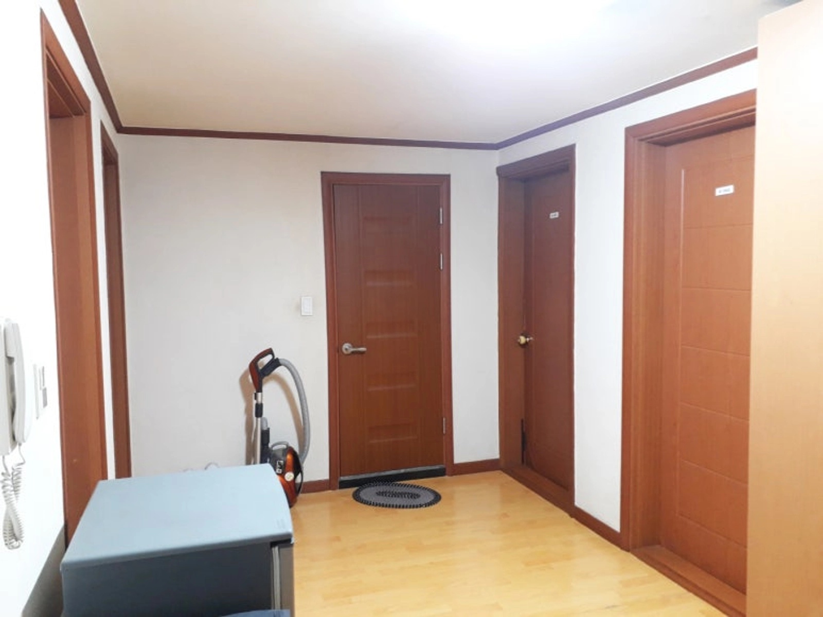 [10-min walk to Sookmyung Women's Univ. / Namyeong Station] CH Guesthouse 10