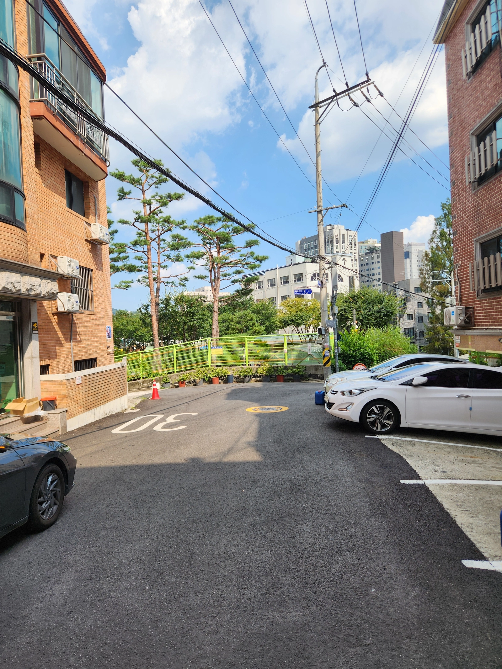 [10-min walk to Sookmyung Women's Univ. / Namyeong Station] CH Guesthouse 11