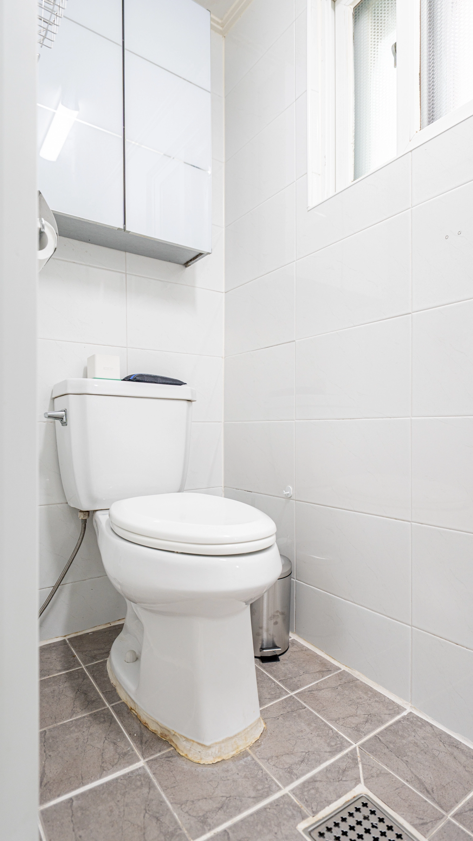 [8 mins to Gangnam & Yeoksam] Spacious studio near both stations 12