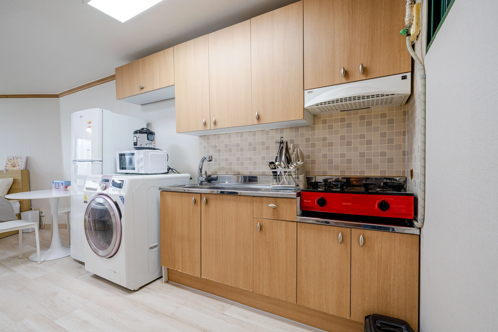 Daecheong Station access · Sleeps 4 · Parking · Modern, tidy retreat 4