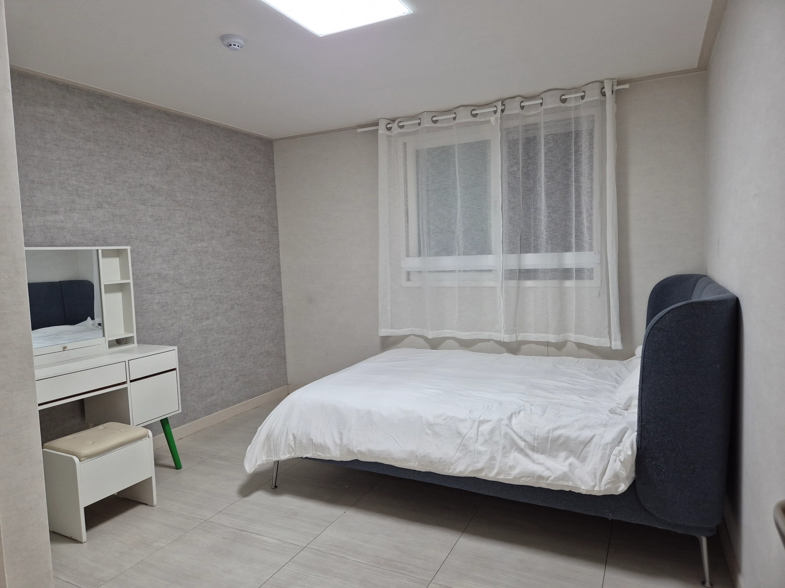 10-min walk to Bucheon Station · Terrace · Spacious fully equipped 3BR 6