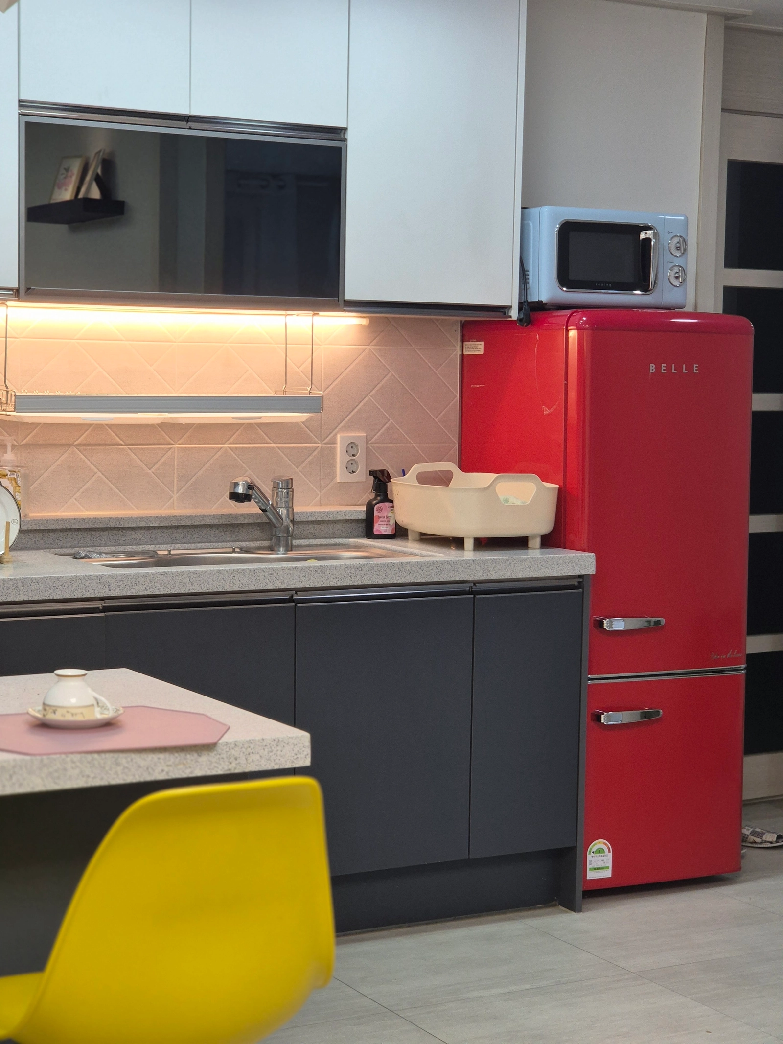 10-min walk to Bucheon Station · Terrace · Spacious fully equipped 3BR 8