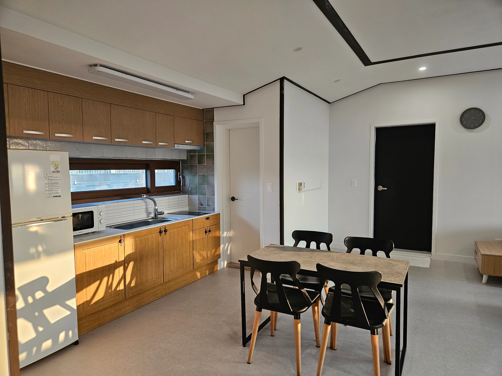 Hadori Seaside House, 2nd Floor 8