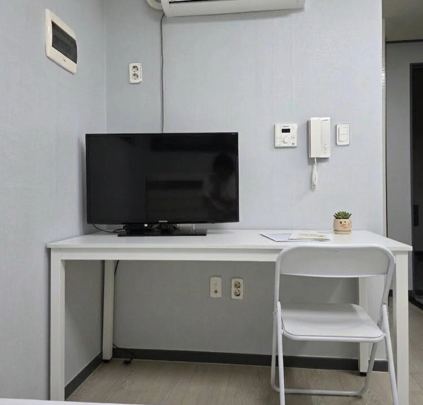 Cozy Studio Near Lines 4 & 7 Station 1 — photo 2