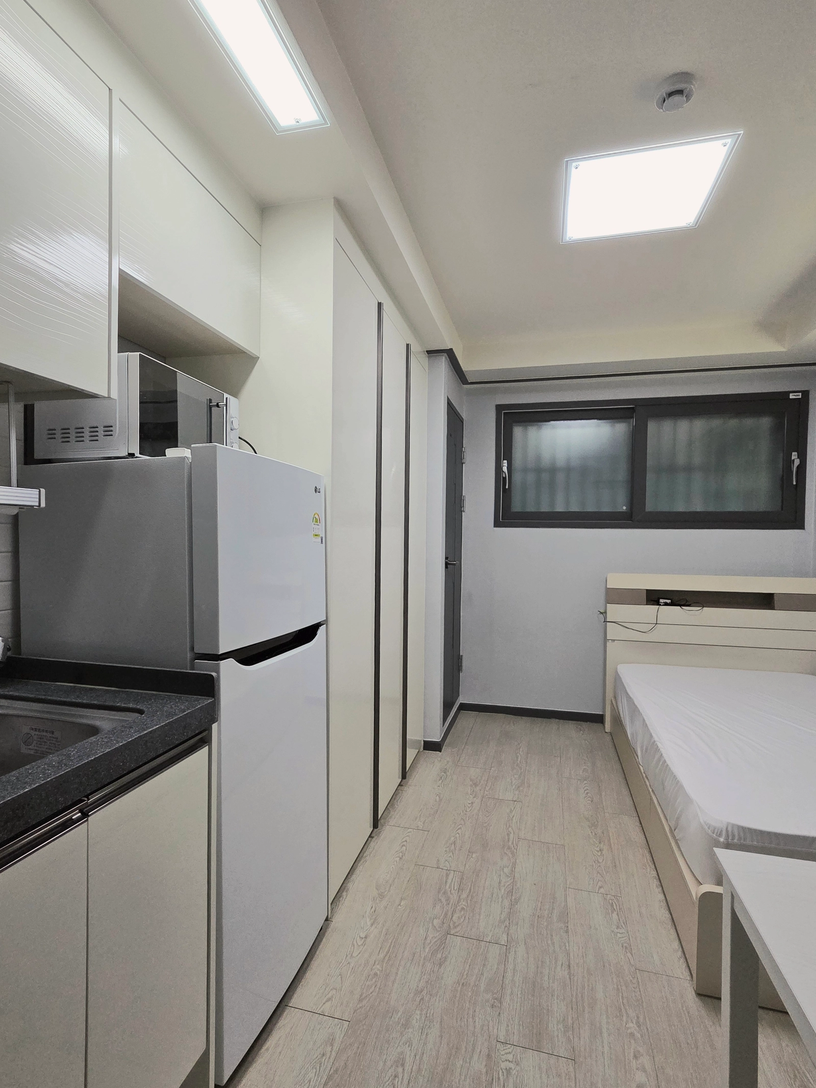 Cozy Studio Near Lines 4 & 7 Station 1 — photo 3
