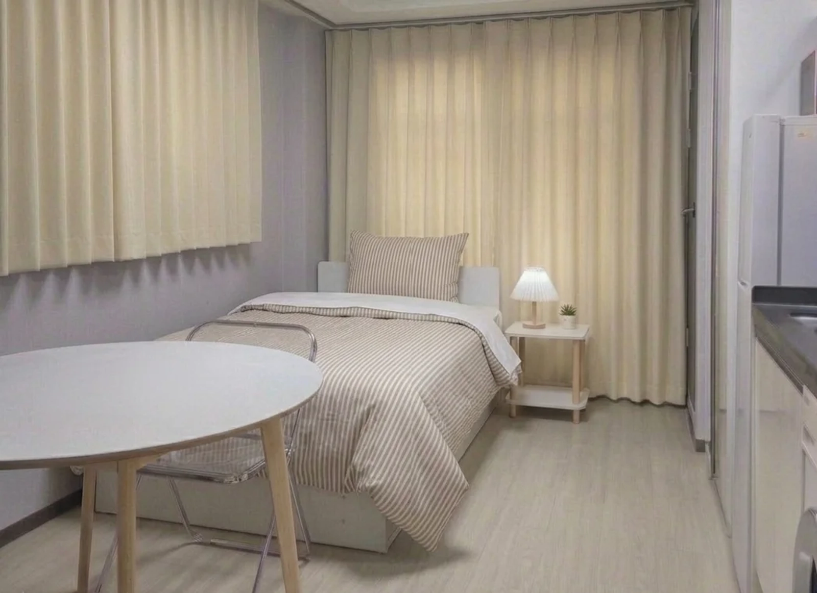Cozy, Comfortable Studio Near Subway Lines 4 & 7