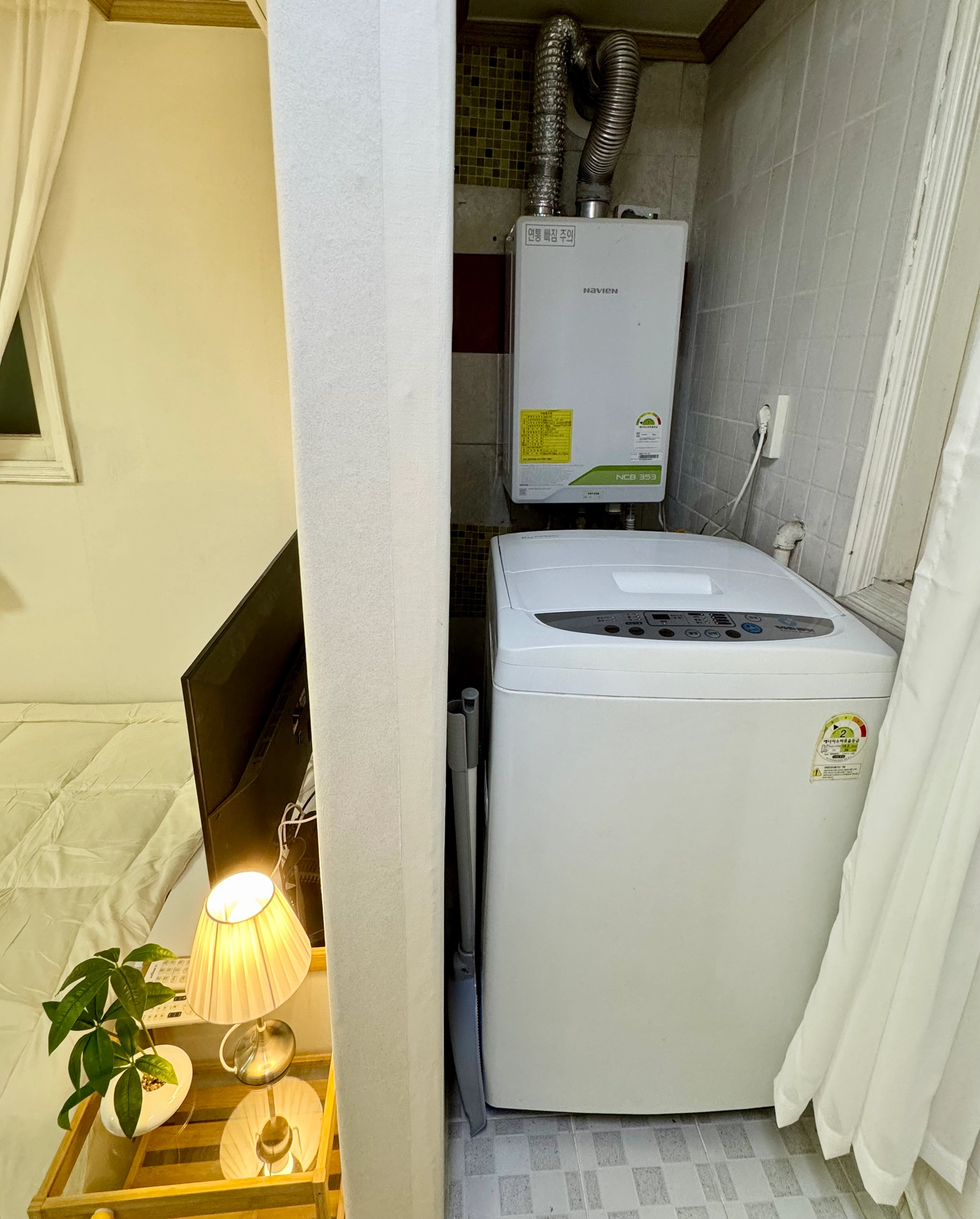 ☀️Bright Home, 3 mins from Sinsa Station☀️ — photo 10