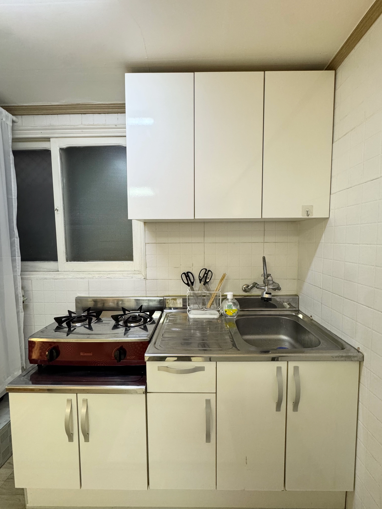 ☀️Bright Home, 3 mins from Sinsa Station☀️ — photo 11