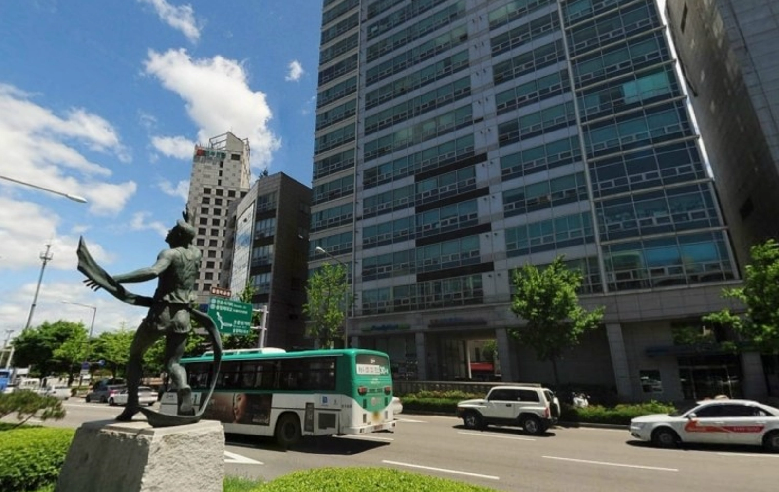 [Seoul Songpa] Airport & Line 9, 2 mins to Hanseong Baekje Station, 1 min to Mongchontoseong, fully furnished — photo 20