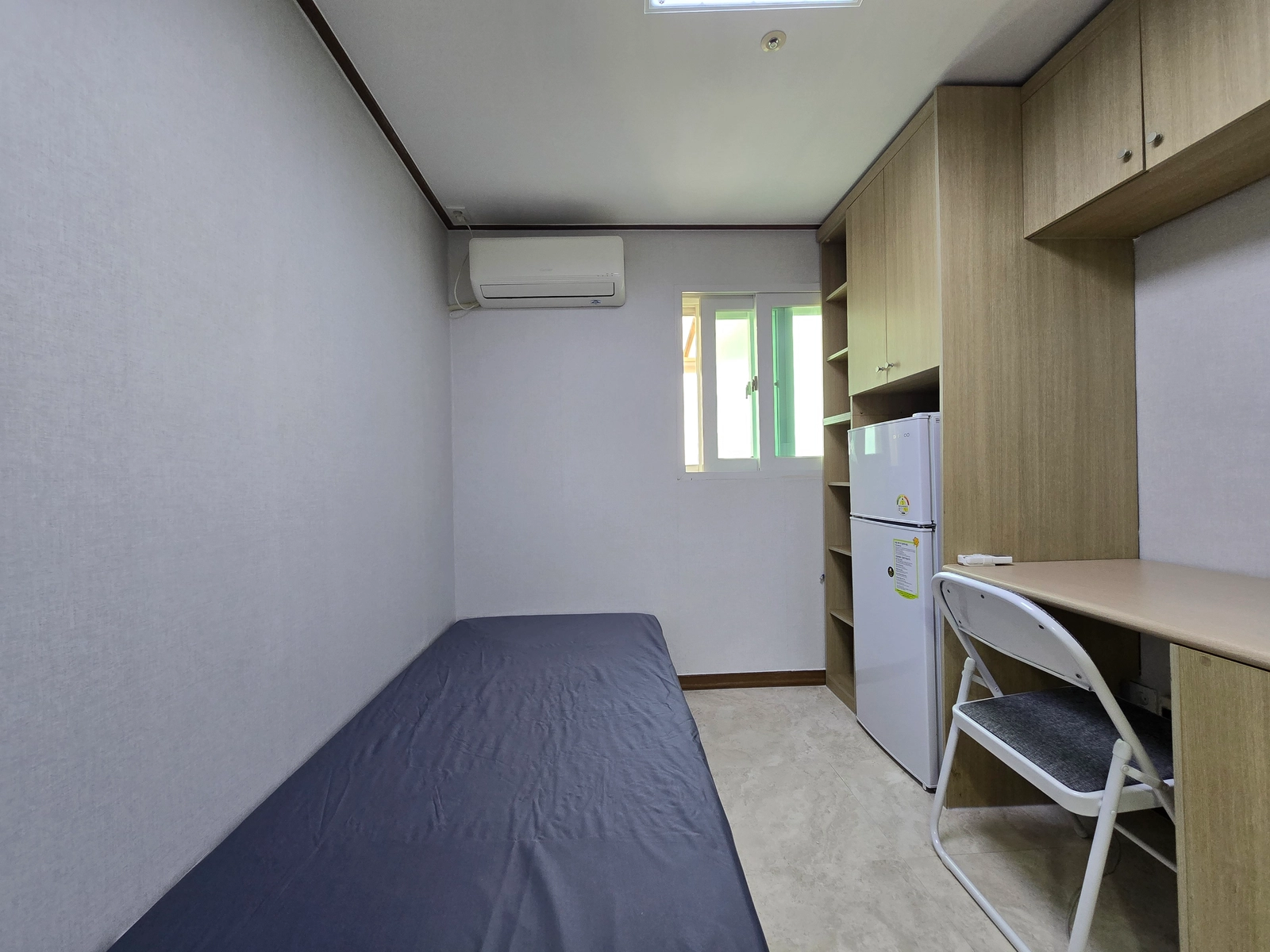 Quiet studio near Seoul National University