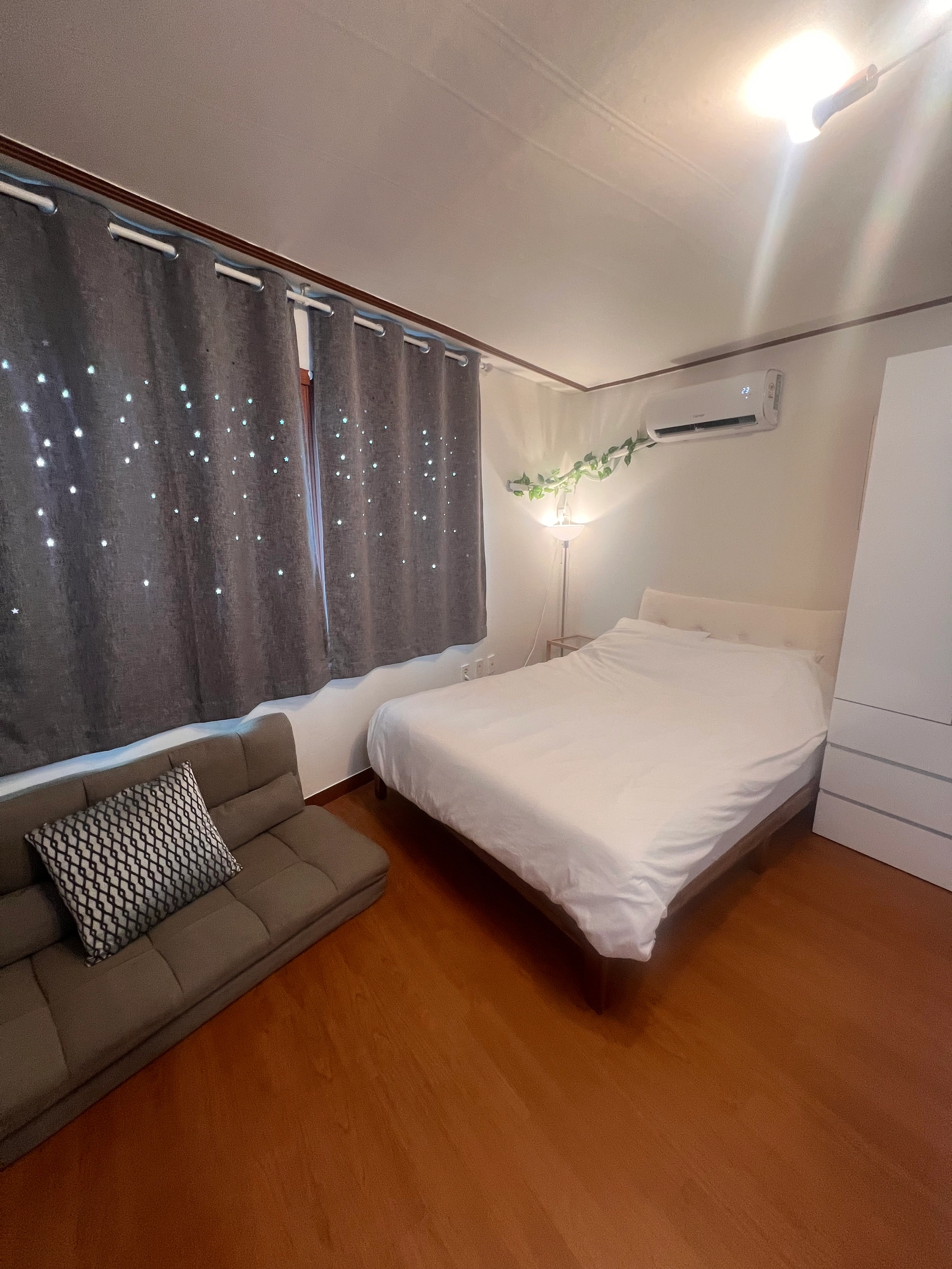 Jin house — photo 2