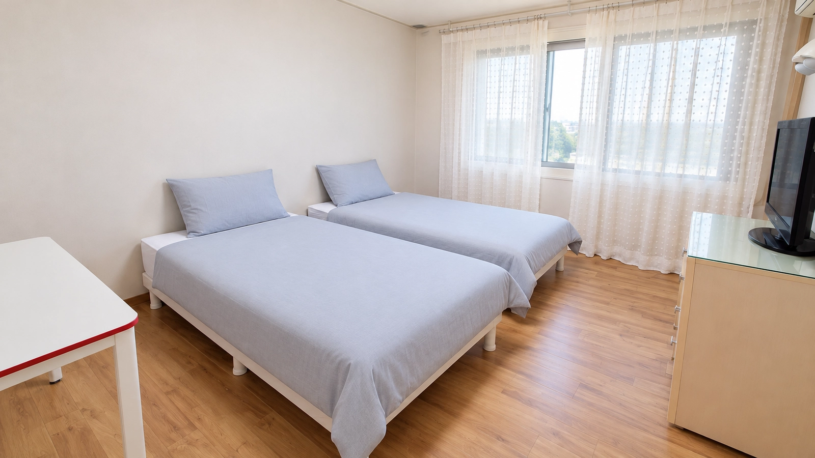 Cozy 2-Room Near Dongdaegu Station