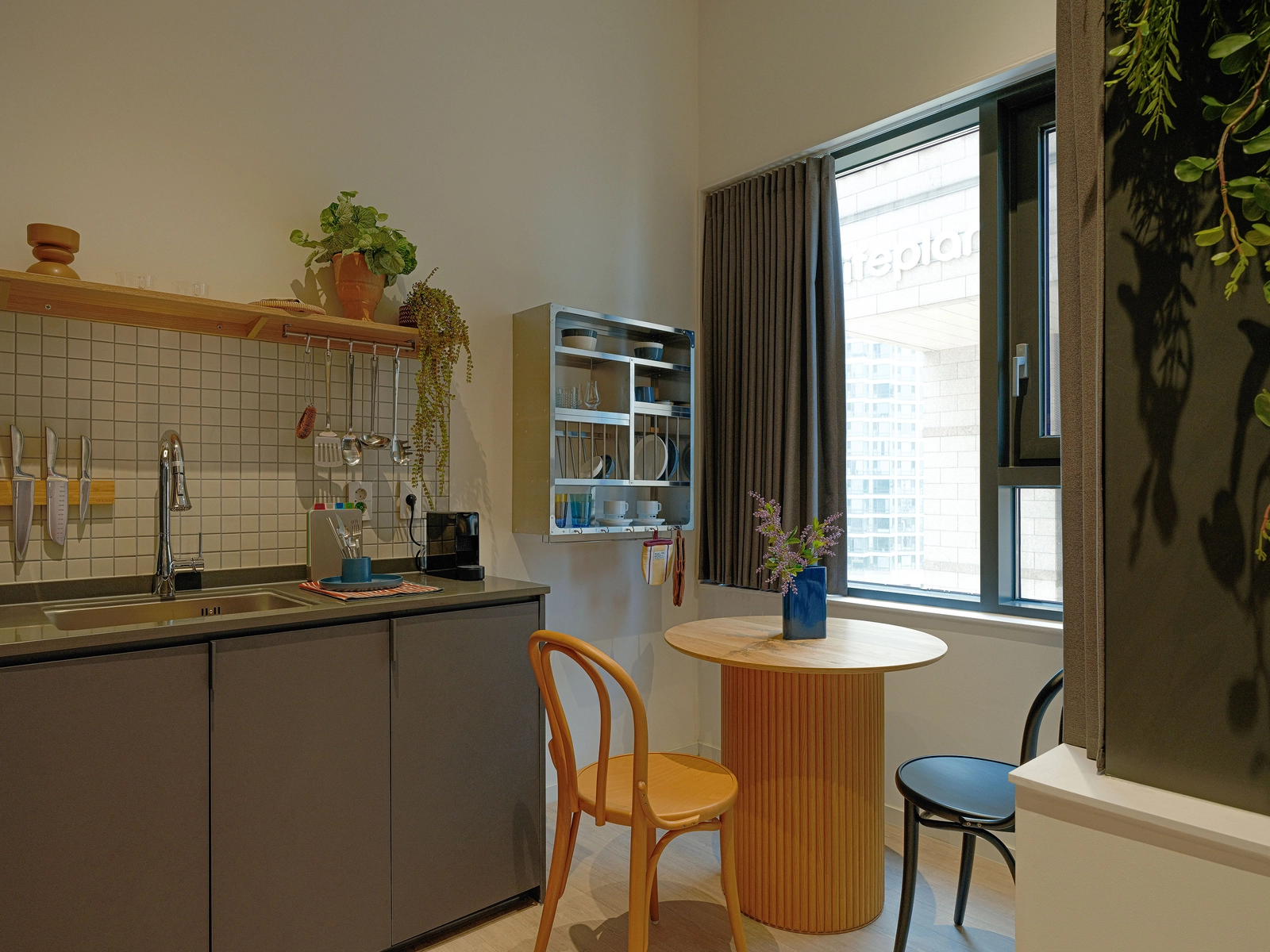 Fully furnished studio near Sinyongsan Station — photo 7