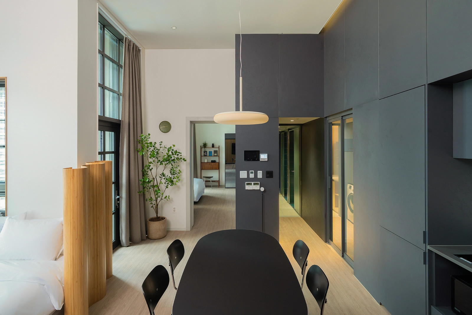 Studio apartment near Sinyongsan Station — photo 2