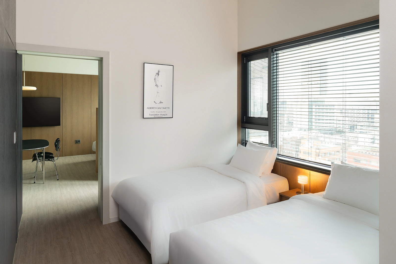 Studio apartment near Sinyongsan Station — photo 4
