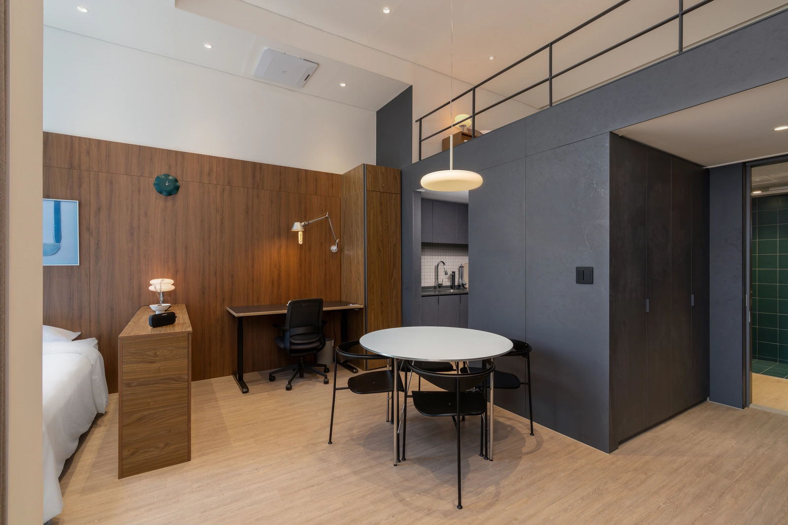 Fully Furnished Duplex Apt near Yongsan Station — photo 3