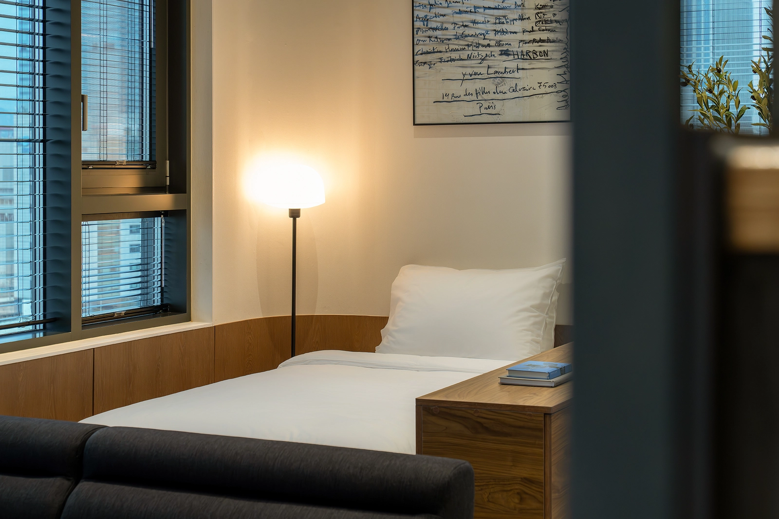Yongsan Han River View Fully Furnished Duplex Studio — photo 7