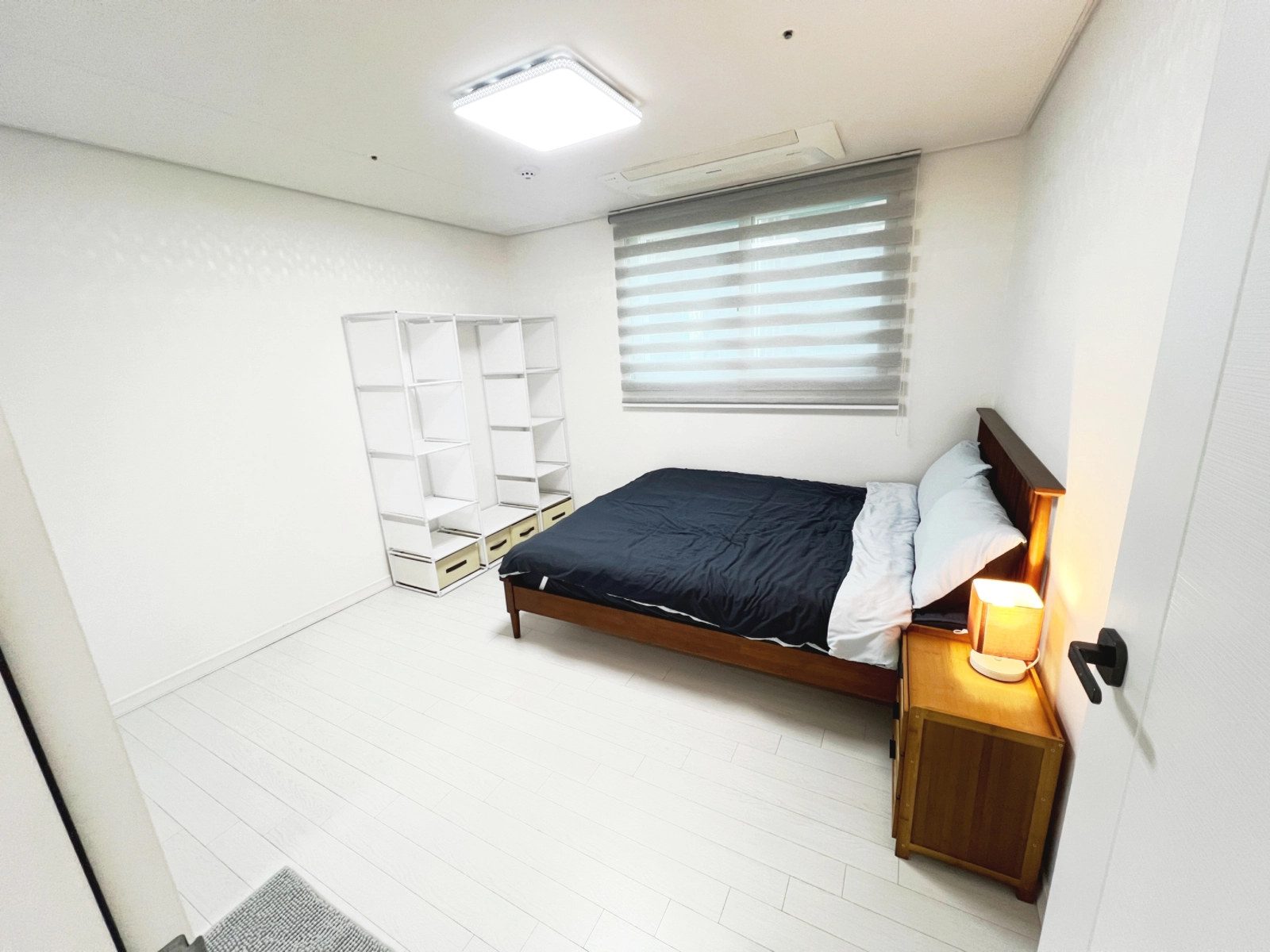 Modern 3-Room Stay in Jung-dong, Suwon — photo 4
