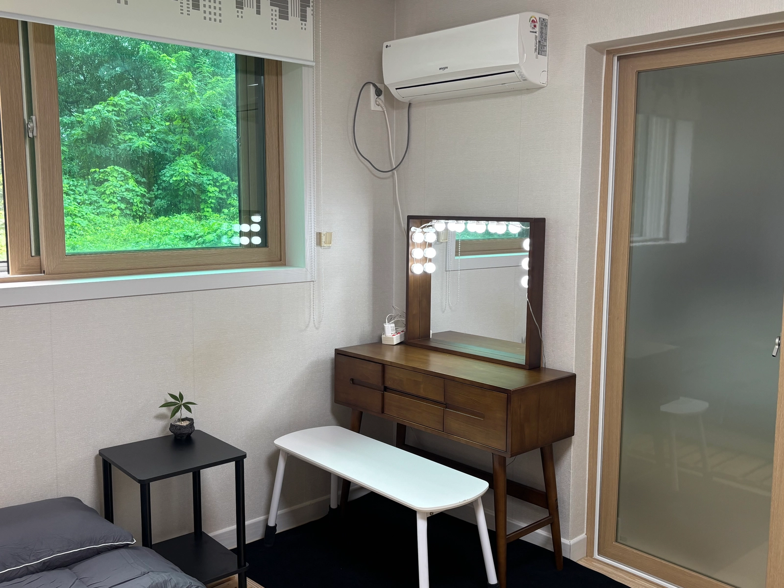 [Wonju, Gangwon] Cozy Studio with Separate Bedroom, 5 Mins from Innovation City — photo 6