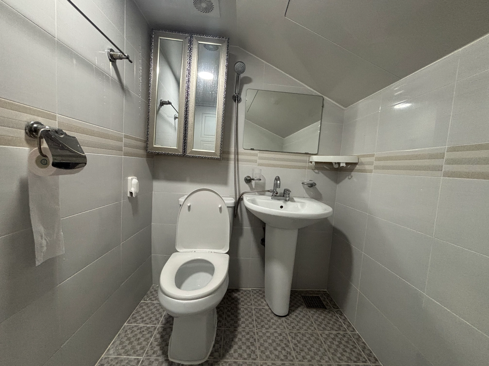 [Wonju, Gangwon] Romantic rooftop stay, 5 mins from Innovation — photo 6
