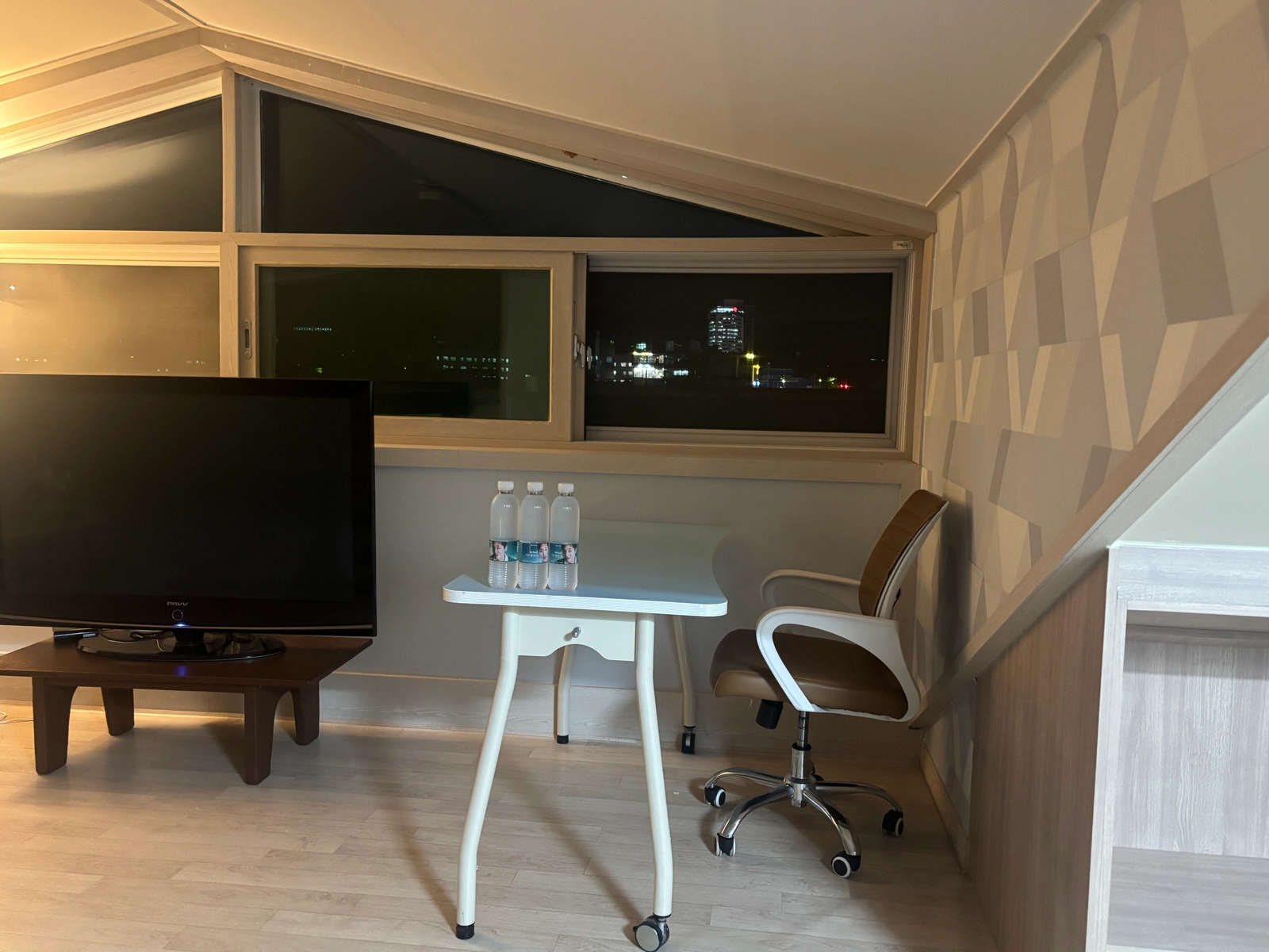 [Wonju, Gangwon] Romantic rooftop stay, 5 mins from Innovation — photo 9