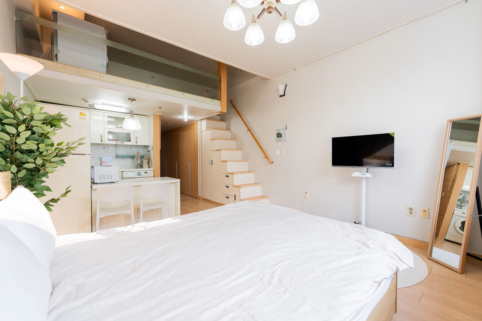 Migeum Station access / Sleeps 4 / Parking / Cozy duplex — photo 11